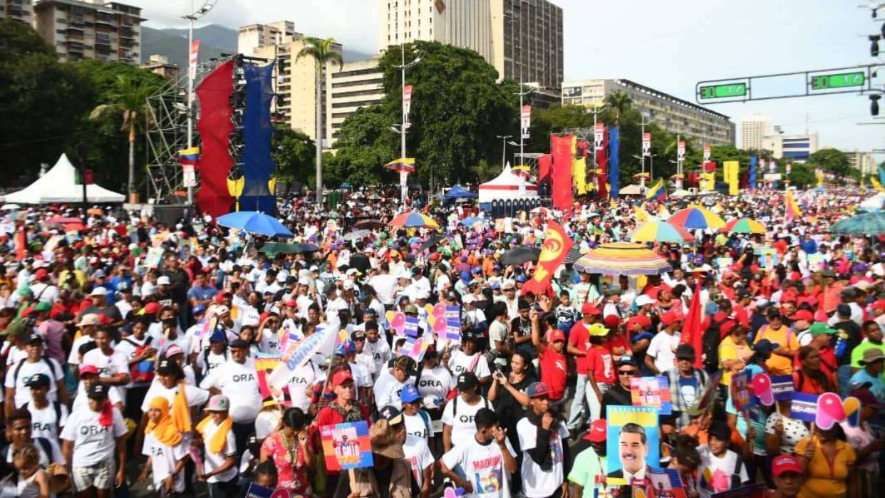 Pueblo oficialista se movilizará este jueves en Caracas en respaldo del presidente Maduro