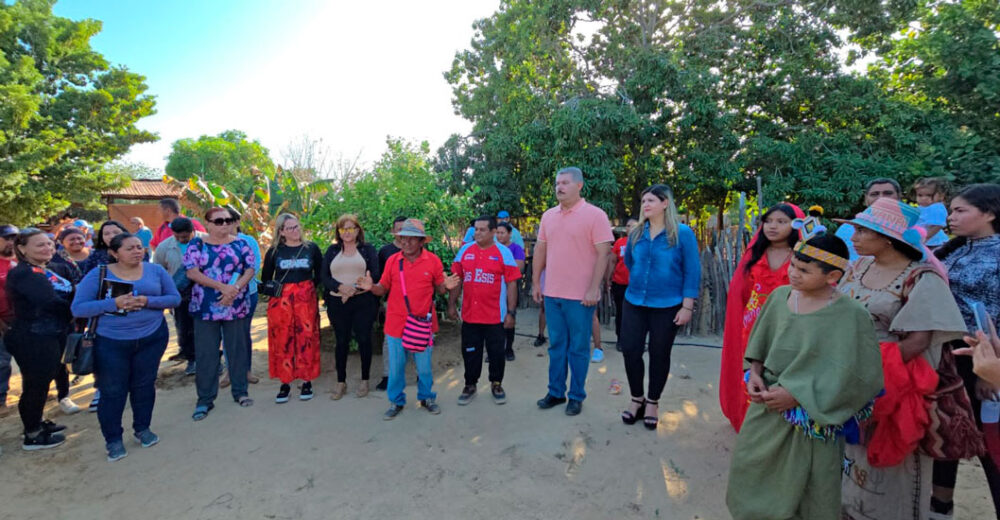 Refuerzan el servicio eléctrico en comunidades de Mara con entrega de equipos