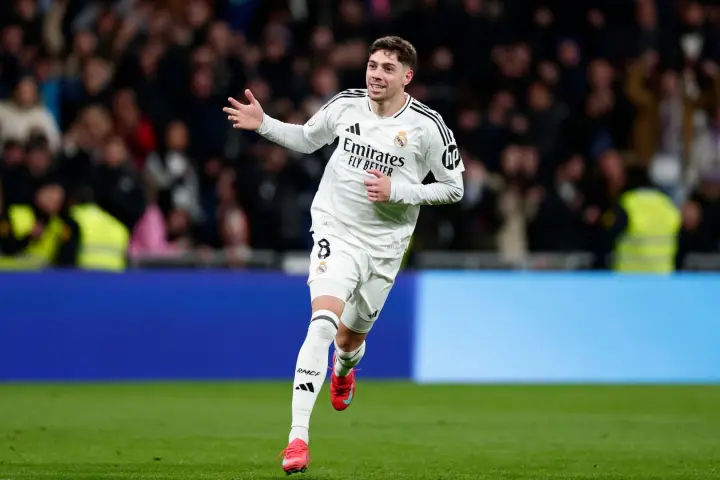 Valverde se muerde la lengua: “Si no hablé de los arbitrajes es porque me conozco”