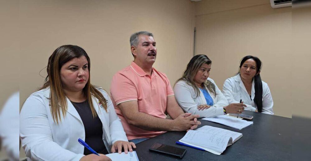 Alcalde Luis Caldera entrega equipos a consultorios populares y supervisa trabajos de rehabilitación en el Hospital I San Rafael de Mara