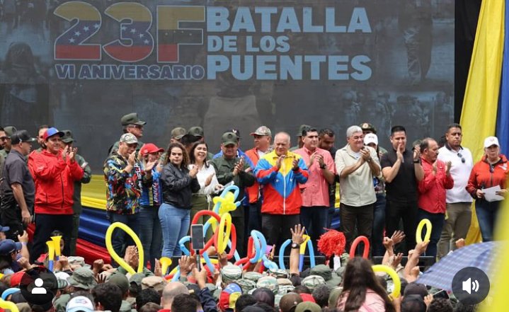 Condecoran a 40 héroes y heroínas de la Batalla de los Puentes en su sexto aniversario
