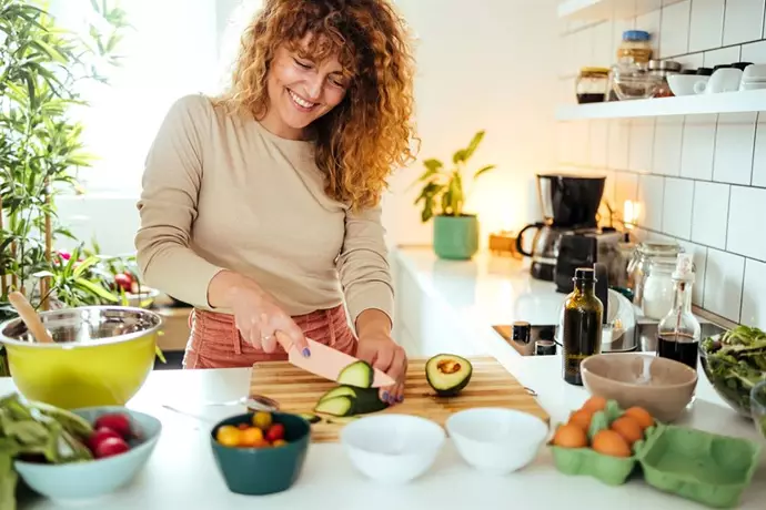 Carla Romagosa, experta nutricionista, revela la dieta ideal para reducir los síntomas de la menopausia