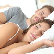 Impermeable y antimanchas: así es la cuña para levantar el colchón y prevenir el reflujo