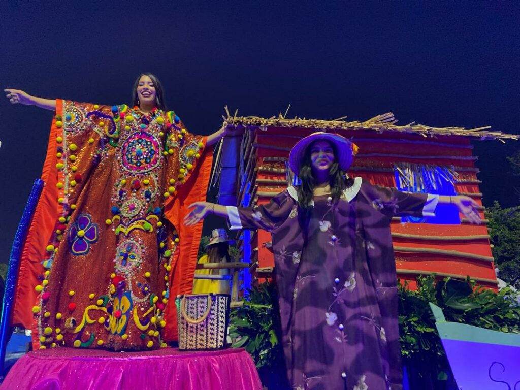 Con éxito se desarrolló el desfile de Carnaval organizado por Corpozulia en Maracaibo
