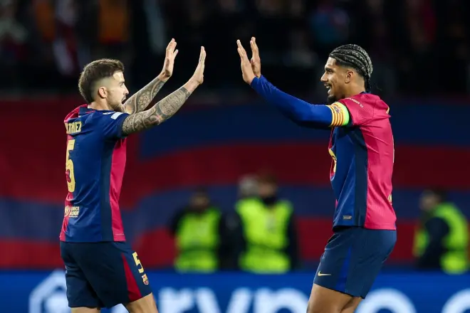 Sorpresa: Araujo entra en la lista de Flick para el partido ante Osasuna