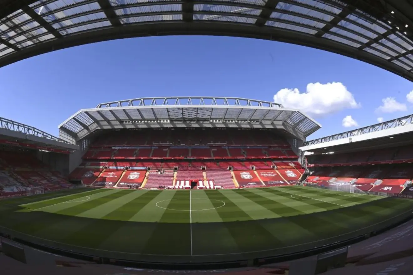 El Liverpool puja con fuerza para comprar el Málaga
