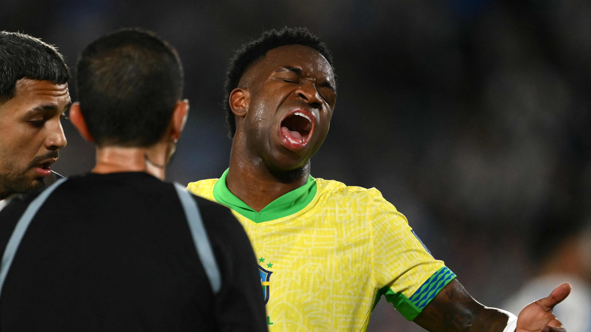 Esperando a Vinicius