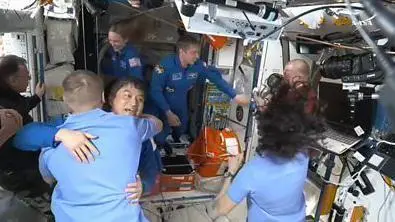 Después de 9 meses, los astronautas varados en la EEI finalmente tienen cómo regresar a casa