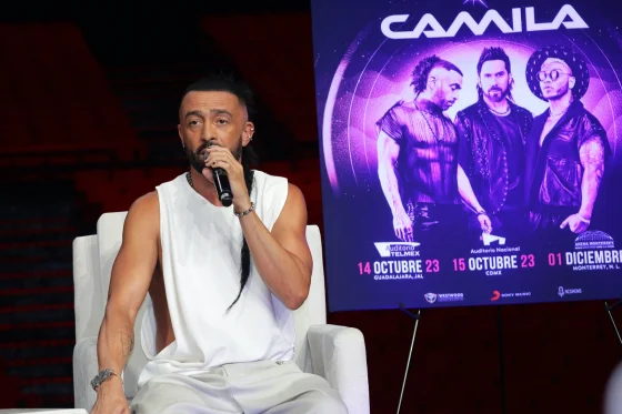 Camila celebra su regreso a los escenarios con música que da “escalofríos”