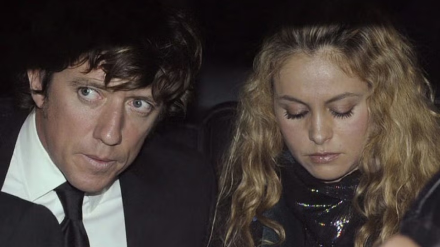 Colate y Paulina Rubio, de nuevo enfrentados: se llevó a su hijo del colegio sin permiso