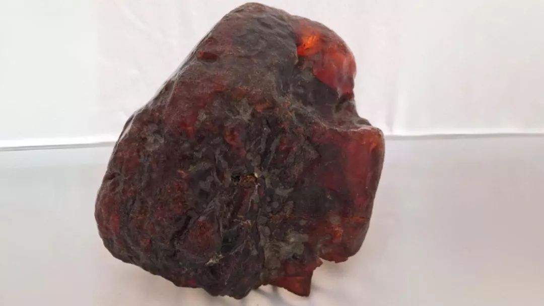 Esta piedra ha pasado de sujetar una puerta durante más de 30 años a valer más de 1 millón de euros