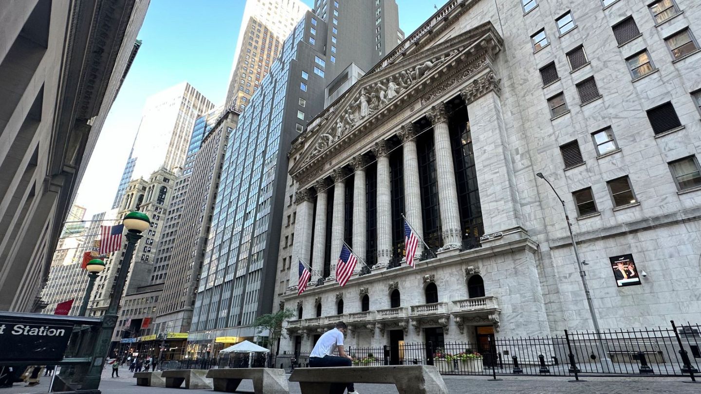 Wall Street se desploma tras el anuncio de Trump de imponer aranceles del 104% a China