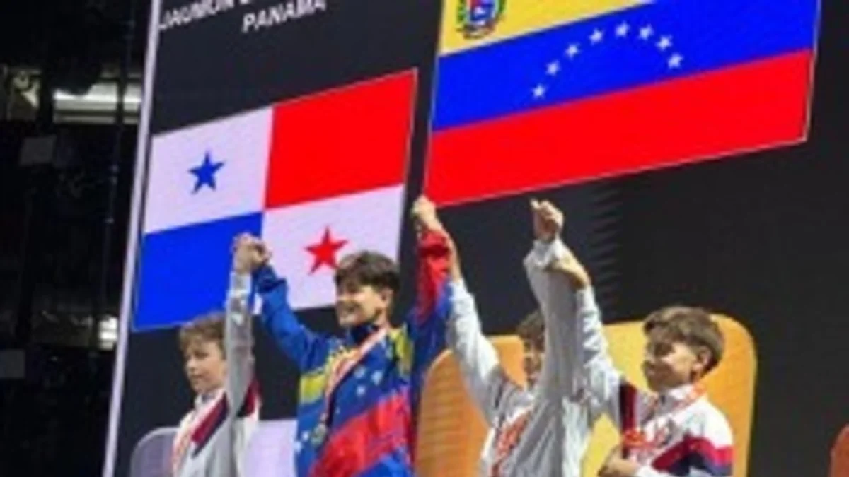 Felipe “Felo” Sepe se corona bicampeón en el Karate Centroamericano y dedica sus triunfos a su abuelo