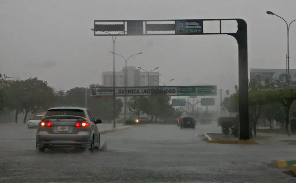 Lluvias persistentes en Maracaibo y San Francisco desde la madrugada