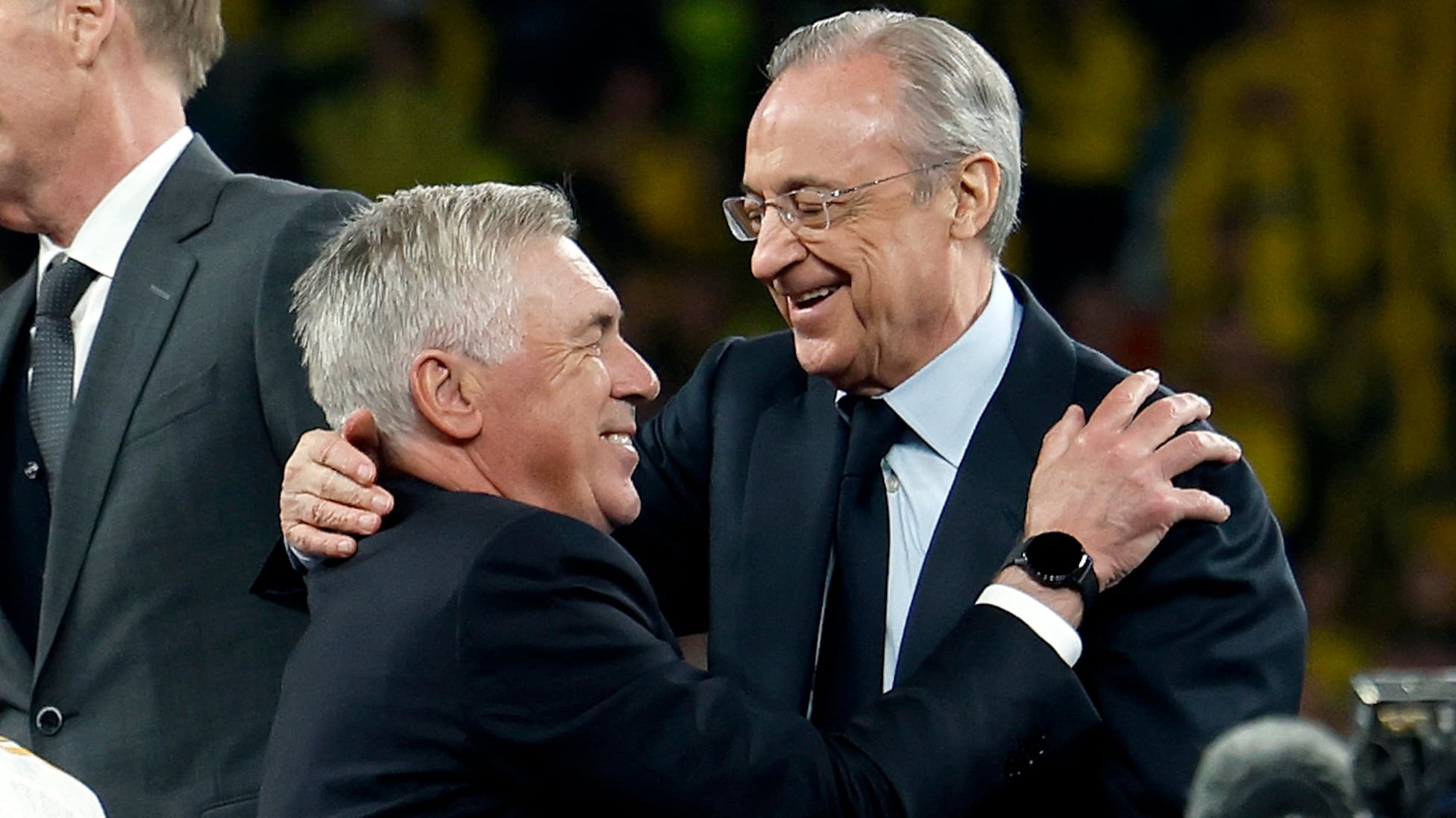 La afición exculpa a Ancelotti