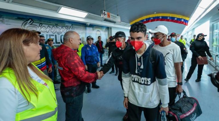 Más de 1.600 venezolanos han retornado al país mediante el Plan Vuelta a la Patria