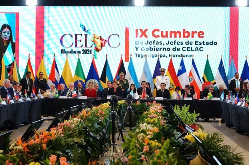 Líderes de la Celac respaldan a Venezuela ante sanciones