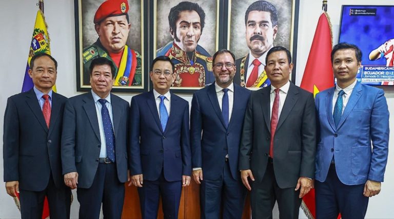 Vietnam destaca éxito y tranquilidad en elecciones venezolanas del 25 de mayo