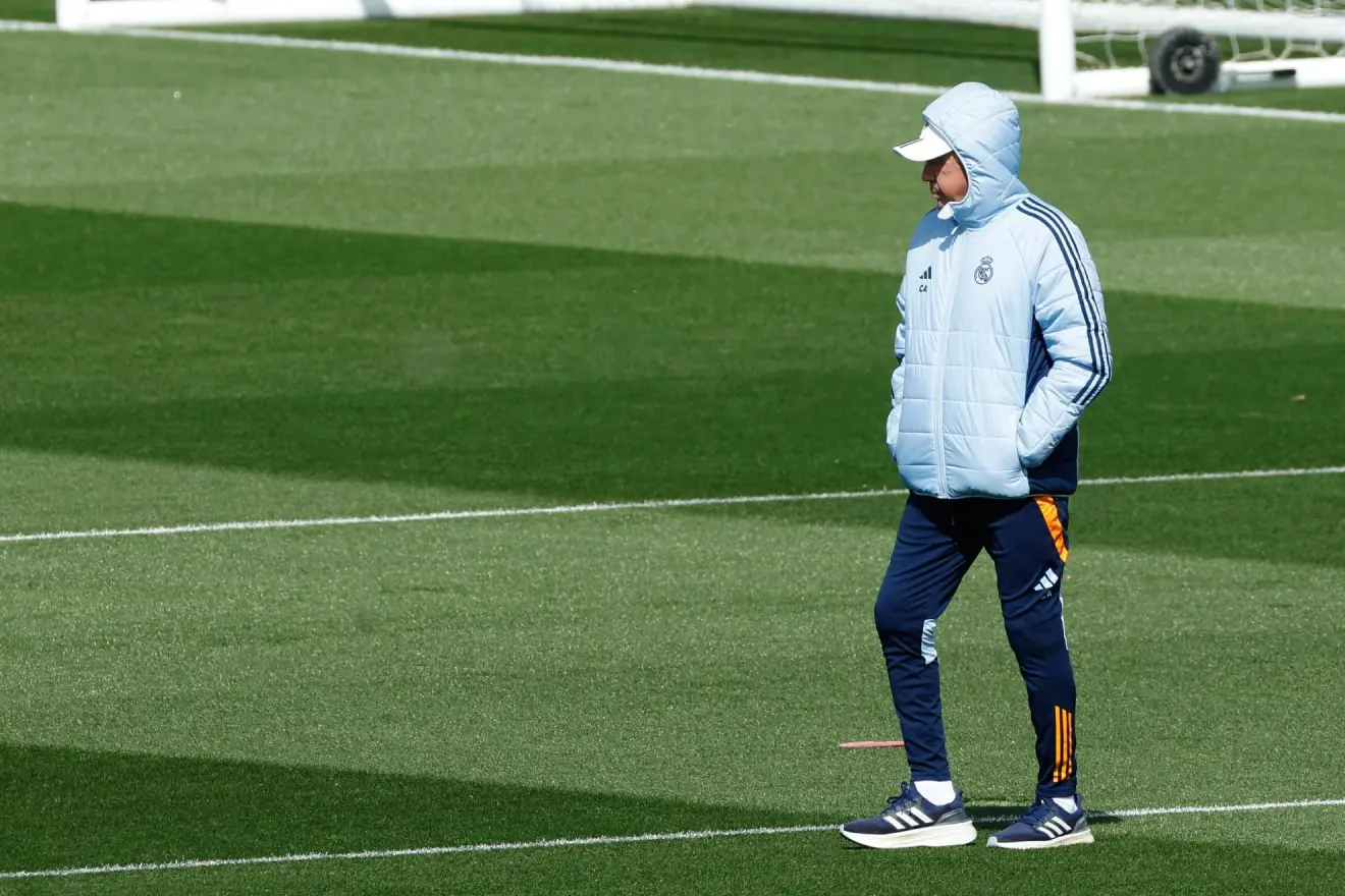 Ancelotti mira a la cantera para resolver el rompecabezas