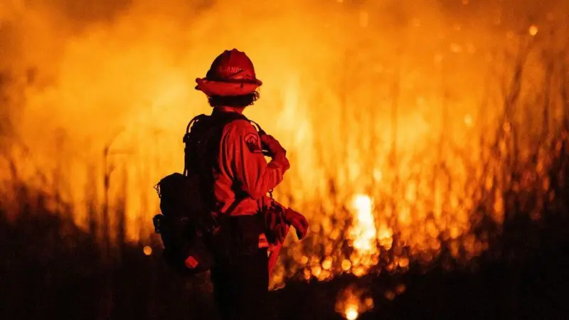 La desesperada carrera por salvar décadas de datos sobre el cambio climático y el clima extremo que están siendo borrados por el gobierno de Trump