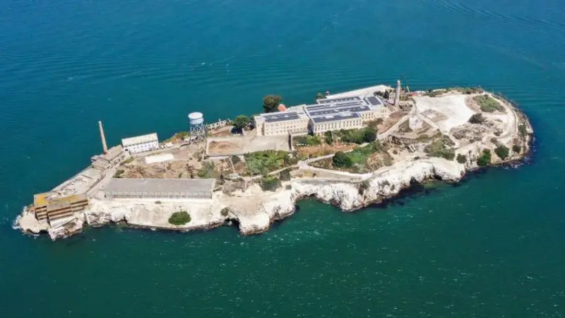 Donald Trump ordena reabrir la infame prisión de Alcatraz