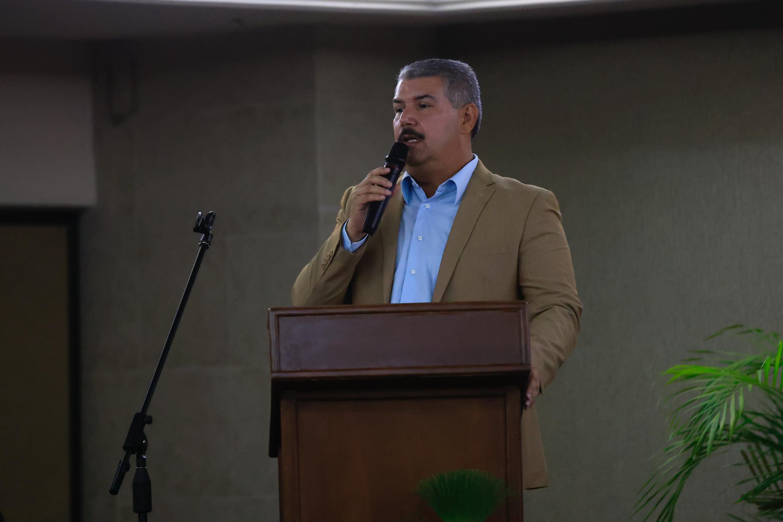 Encuestadora Cmide 50.1 da ganador a Luis Caldera en elecciones a la Gobernación del Zulia