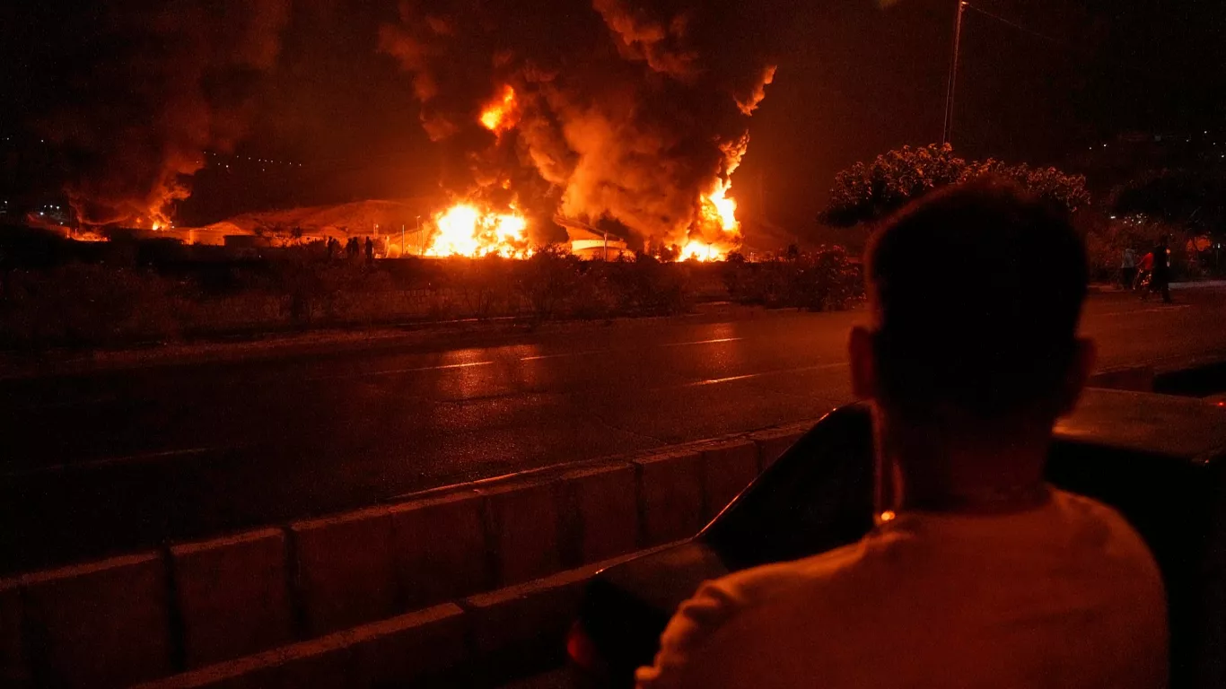 Varios países arábigos activan sus redes diplomáticas ante el conflicto irano-israelí