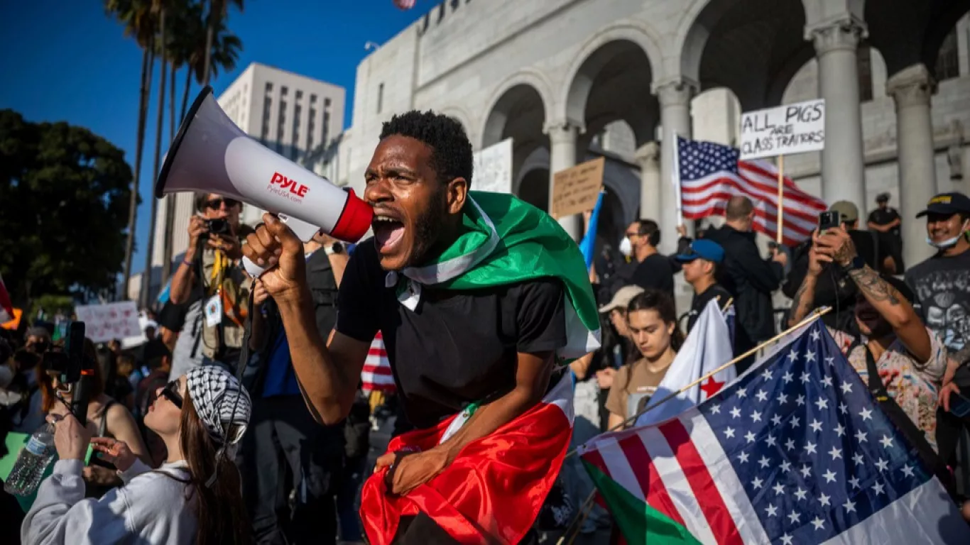 Los detenidos en Los Ángeles ascienden a 400 mientras las protestas se extienden por todo el país