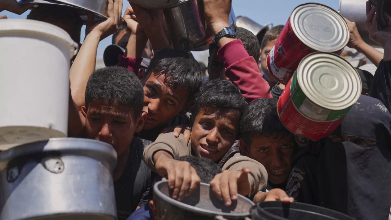 Los puntos de distribución de ayuda se han convertido en una “trampa mortal” en Gaza