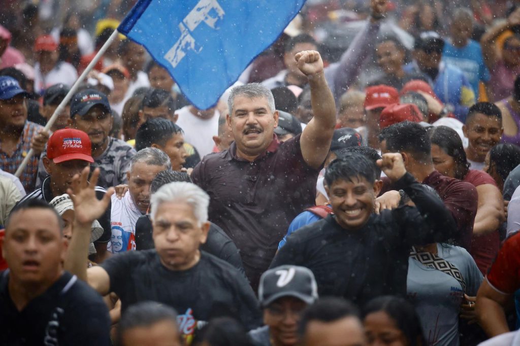 Masiva movilización “Por la victoria del Zulia” respaldó al gobernador electo Luis Caldera