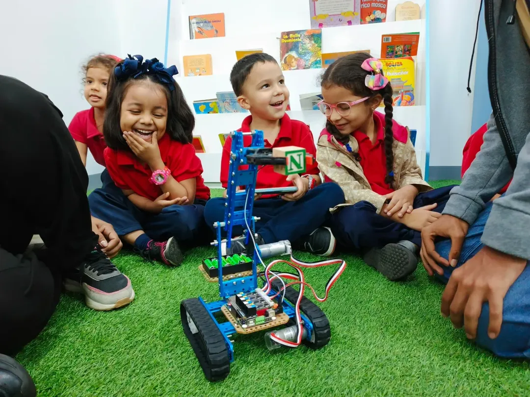 Fundacite lleva la robótica educativa a los semilleros científicos del estado Zulia