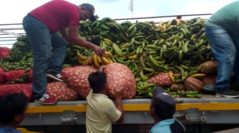 Distribución de alimentos fortalece atención escolar y comunitaria en Zulia