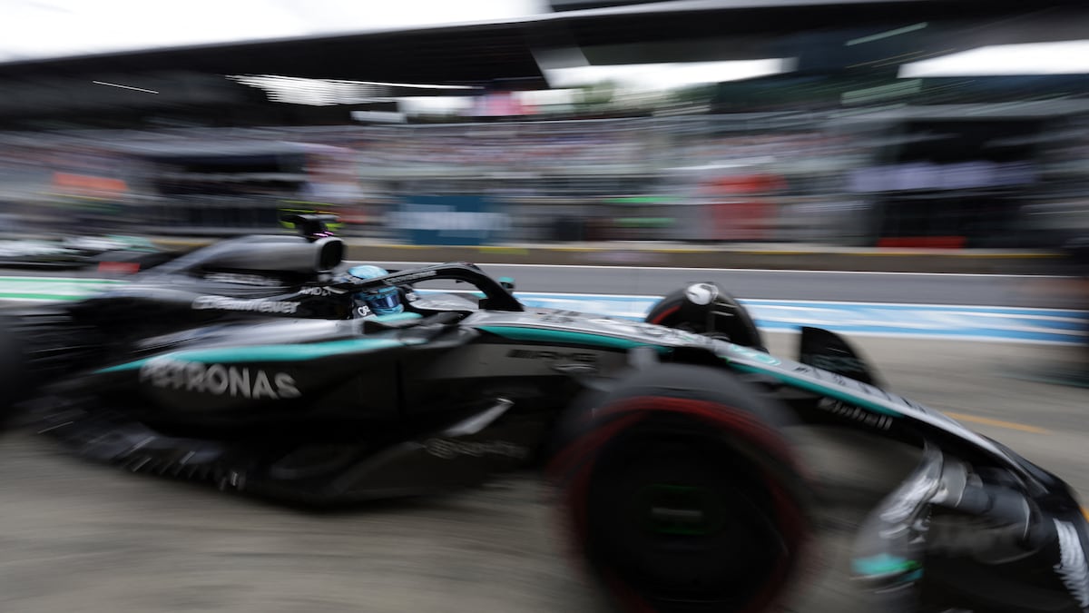 Russell tensa la cuerda, susto de Alonso y máxima igualdad