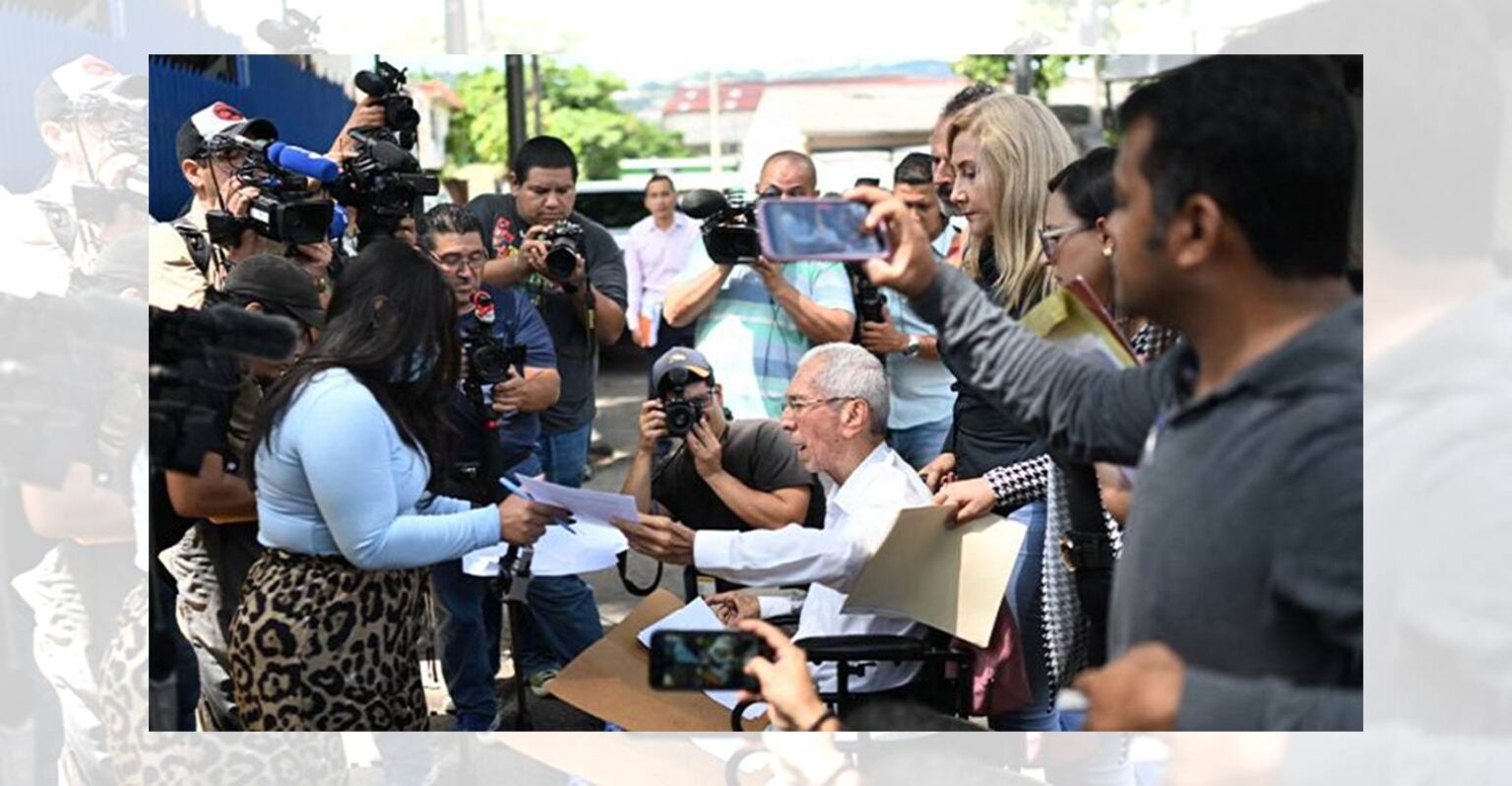 ¡SIN VISITAS! Venezolanos recluidos en Cecot sufren nueva restricción de derechos