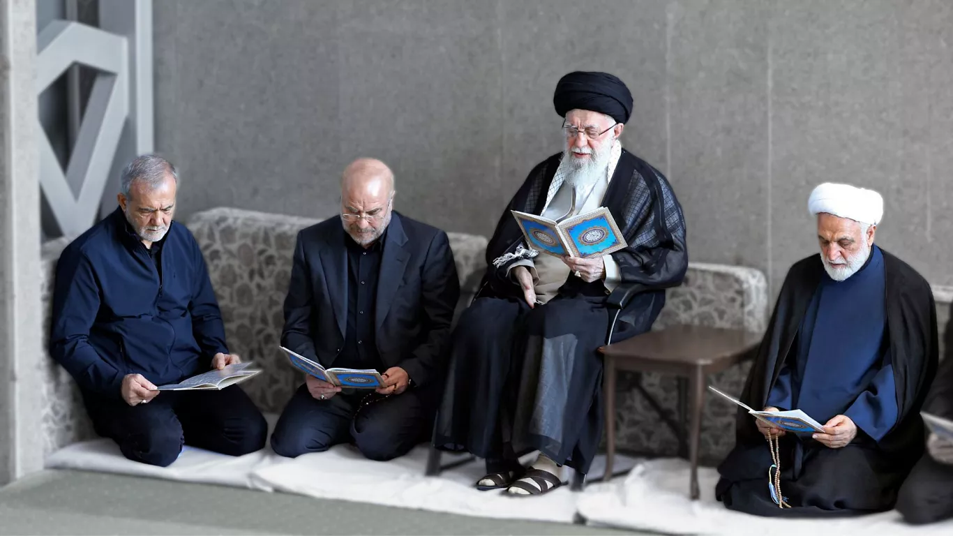 Los detalles del ataque de Israel contra el Consejo de Seguridad Nacional iraní y la huida por una escotilla