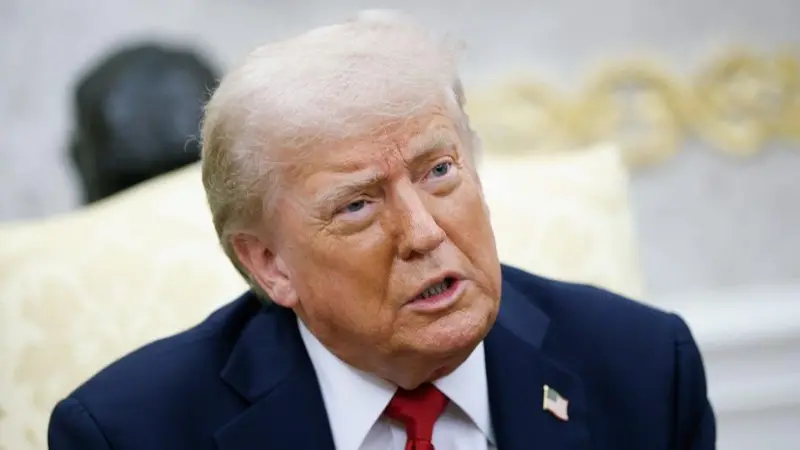 “Estoy decepcionado, pero no he roto con él”, dice Trump sobre Putin en entrevista con la BBC