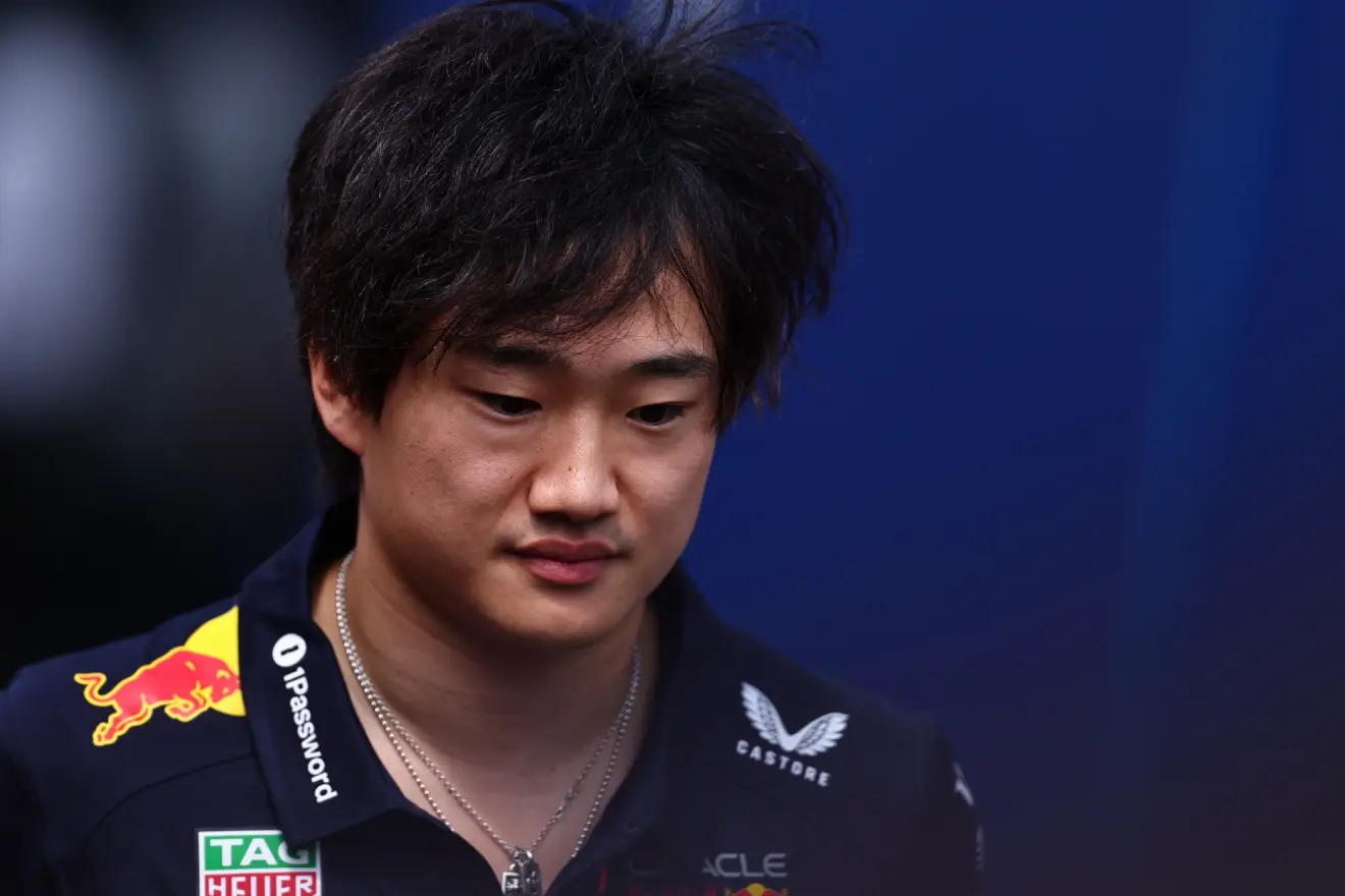 Liam Lawson deja en evidencia el bajo rendimiento de Tsunoda