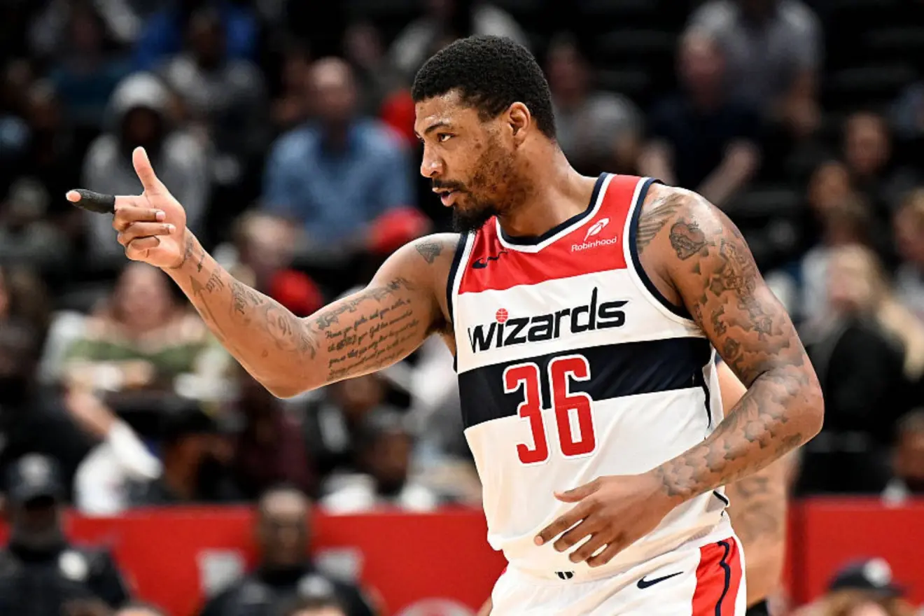 Los Lakers ya tienen a su perro de presa: Marcus Smart