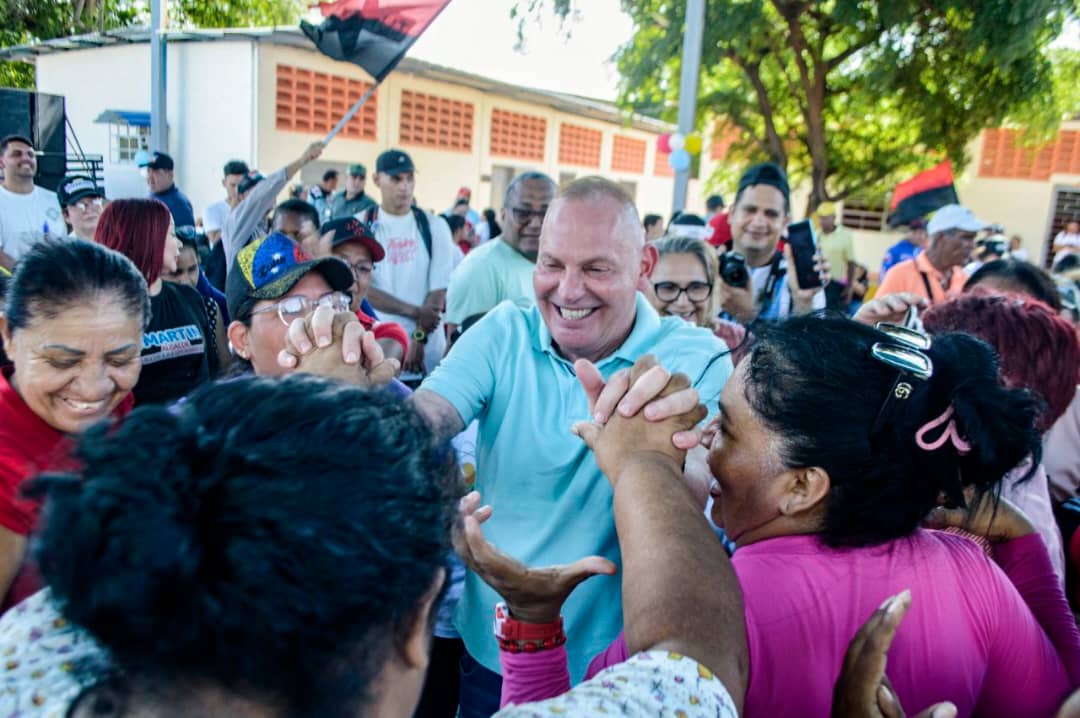 Anunció Di Martino: Gobierno nacional enviará 90 camiones para recolección de basura en Maracaibo