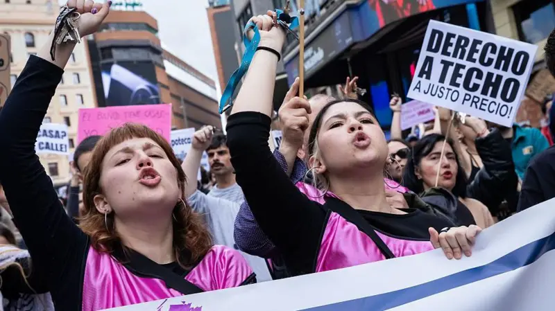 Por qué los grandes fondos de inversión de EE.UU. apostaron por comprar casas en España y qué papel tienen en la crisis de vivienda