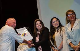 Gian Carlo Di Martino es proclamado alcalde de Maracaibo en acto ante el CNE