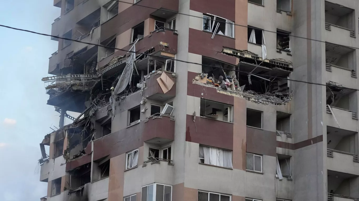 Irán minimiza el alto el fuego con Israel y advierte de un posible recrudecimiento del conflicto