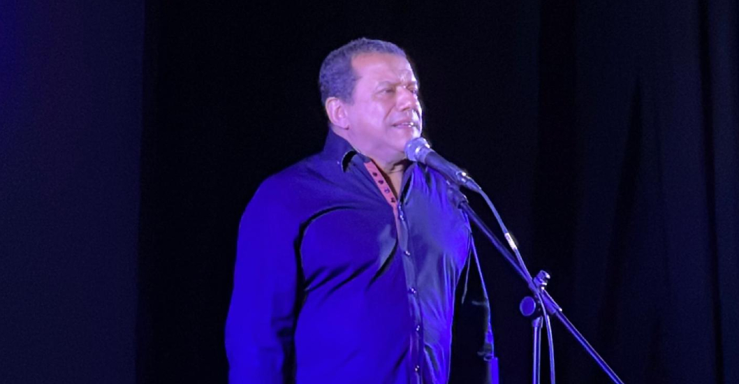 ¡HUMOR QUE UNE GENERACIONES! Maracaibo vibró de risa con el Clásico Emilio Lovera