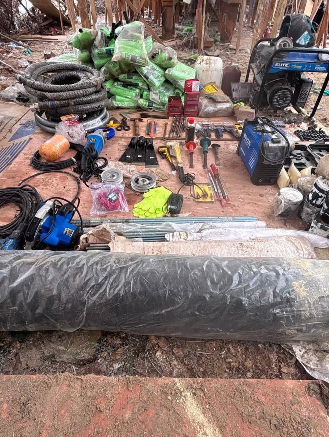 FANB descubre astillero clandestino en La Guajira, estado Zulia, con presunta conexión al narcotráfico