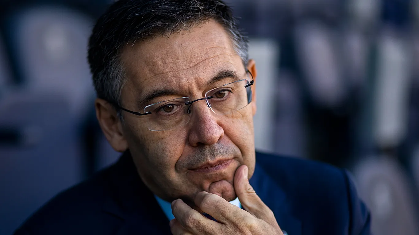 Un juez imputa a Bartomeu por pagar comisiones en fichajes