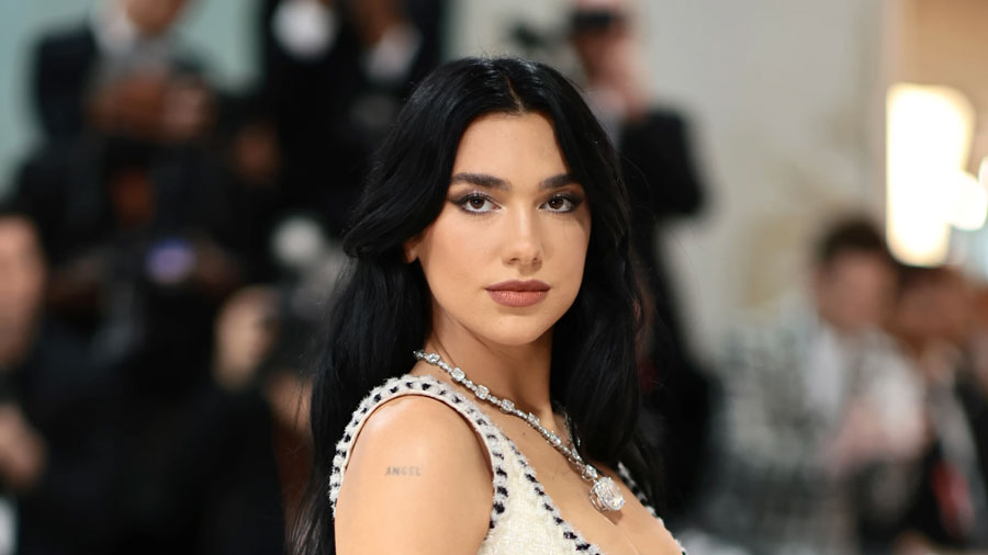 Dua Lipa despide a su agente por campaña contra grupo propalestino