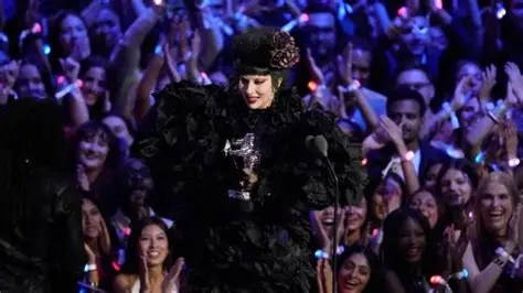 Lady Gaga, la artista del año en los VMAS: lista de ganadores