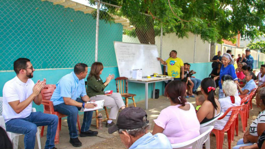 Presidente Maduro proclama “el nacimiento de una nueva fase comunal” con la conformación de los Comités Bolivarianos