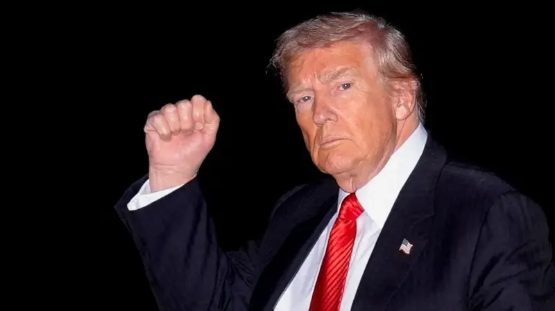 Trump descarta una guerra con Venezuela pero asegura que “los días de Maduro están contados”