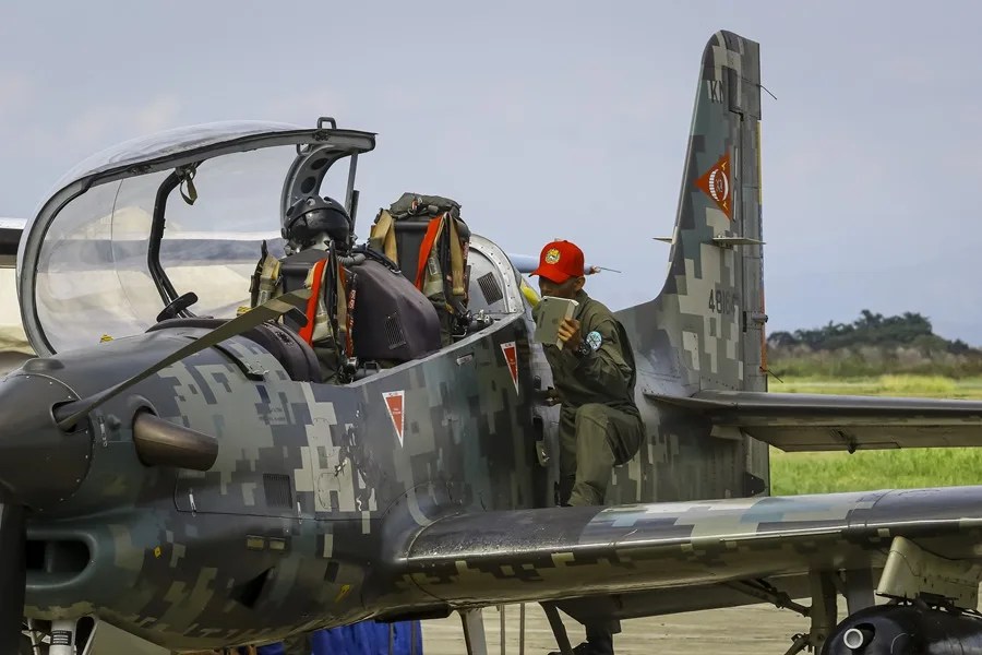 Venezuela exhibe su poderío aéreo en aniversario militar ante tensas declaraciones de EE.UU.